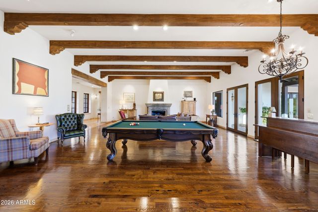 7035 E Berneil Drive, Paradise Valley, AZ 85253