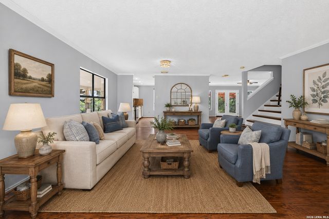 988 SUMMIT RD, Lakehills, TX 78063