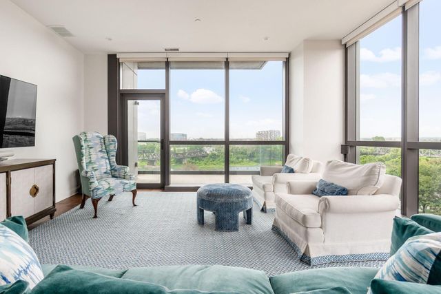 250 W Spring Street, 626, Columbus, OH 43215