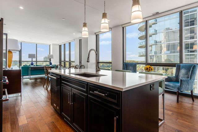 250 W Spring Street, 626, Columbus, OH 43215