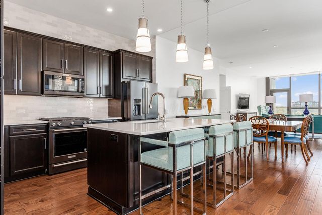 250 W Spring Street, 626, Columbus, OH 43215