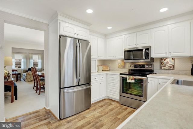 9228 BOWLINE RD, Baltimore, MD 21236