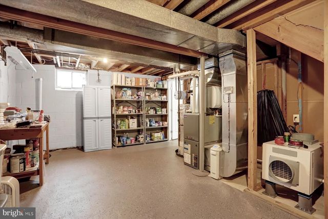 9228 BOWLINE RD, Baltimore, MD 21236