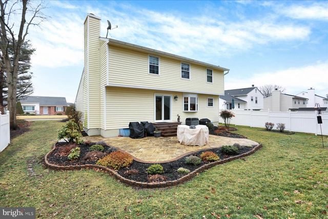 9228 BOWLINE RD, Baltimore, MD 21236