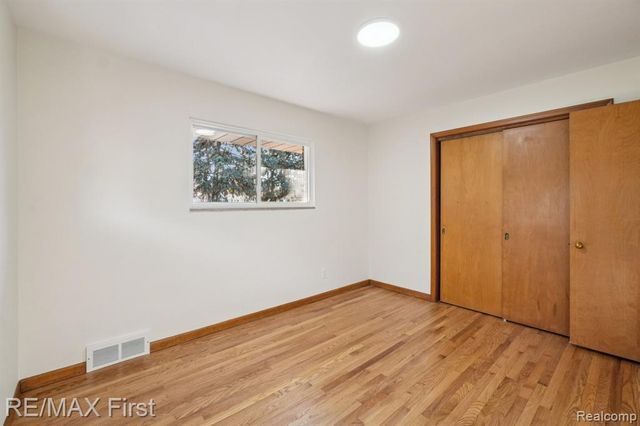 22400 Kelly Road, Eastpointe, MI 48021