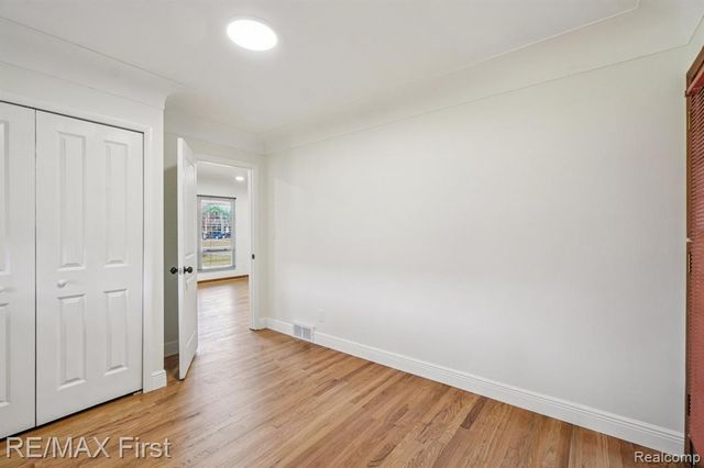 22400 Kelly Road, Eastpointe, MI 48021