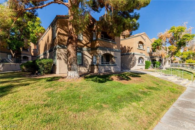 221 Mission Catalina Lane 101, Las Vegas, NV 89107