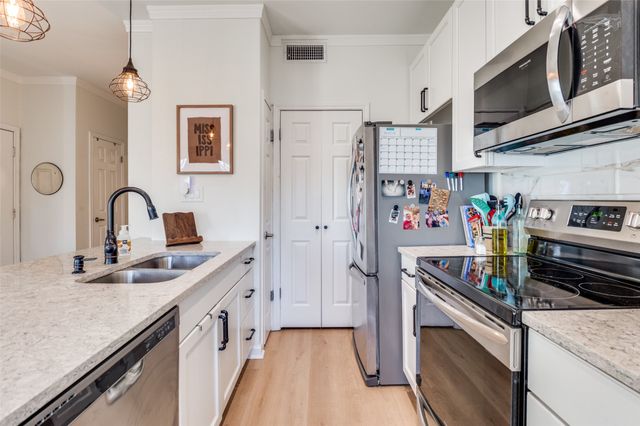 7151 Gaston Avenue 408, Dallas, TX 75214