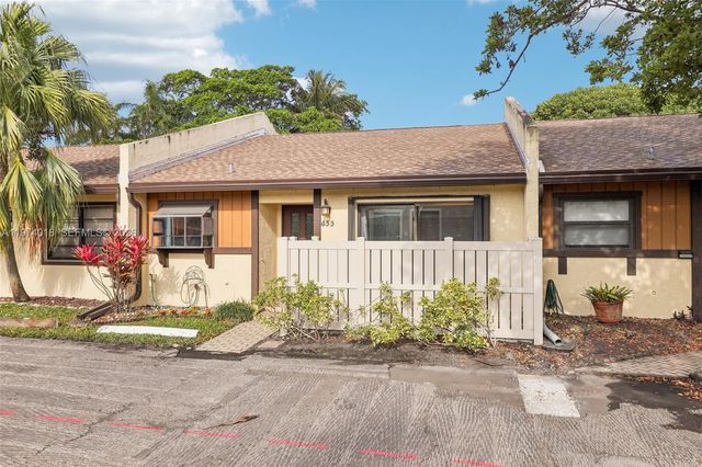 653 Banks Rd, Margate, FL 33063