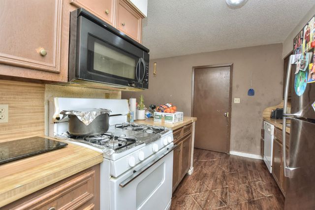 1204 Southwalk ST, Georgetown, TX 78626