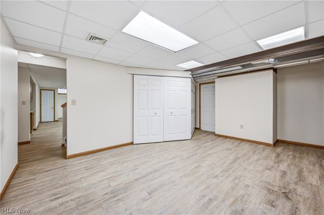 1178 Logan Woods Drive, Hubbard, OH 44425