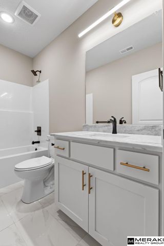 10907 N 167th Street, Bennington, NE 68007