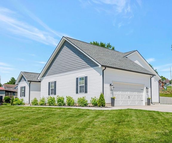 614 N 11th Street, Cambridge, OH 43725