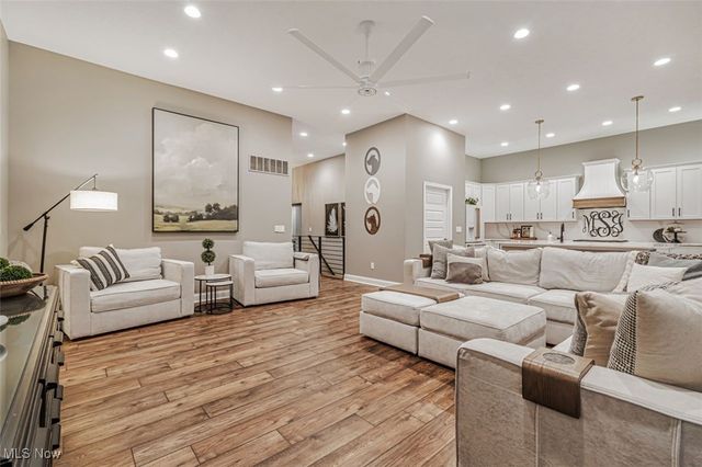 614 N 11th Street, Cambridge, OH 43725