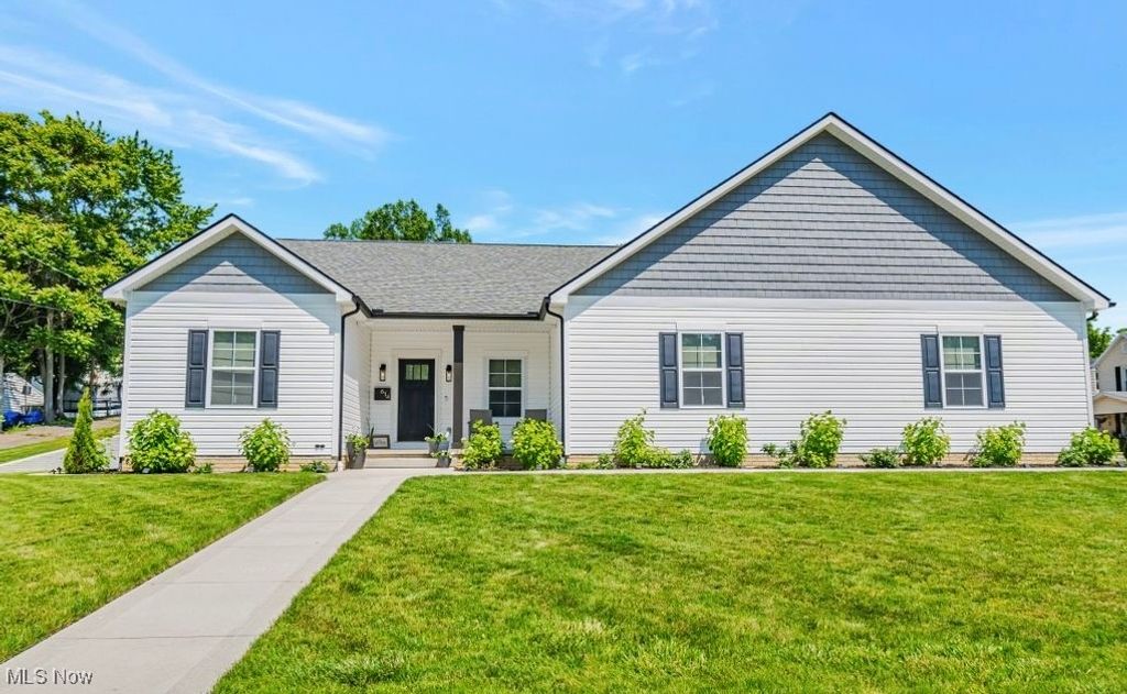 614 N 11th Street, Cambridge, OH 43725