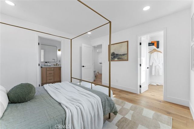 5334 S Hillcrest Drive, Los Angeles, CA 90043