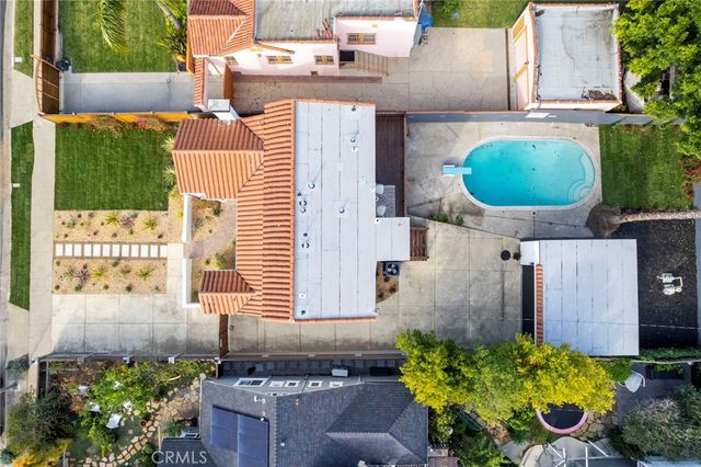 5334 S Hillcrest Drive, Los Angeles, CA 90043