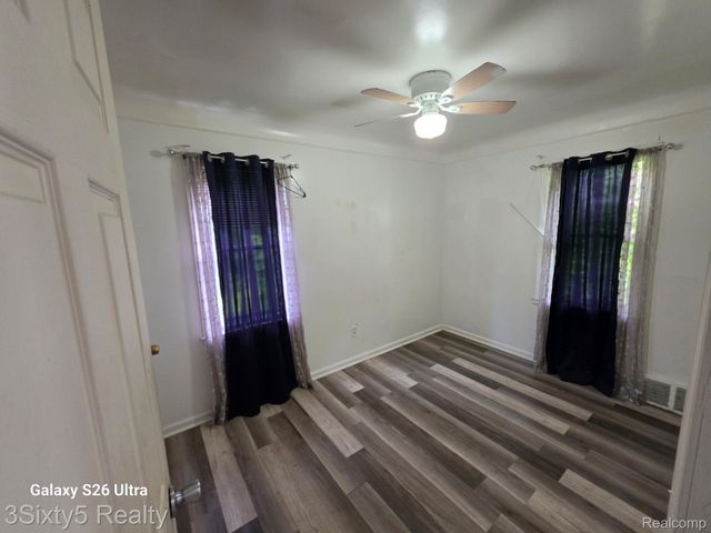 18344 Shiawassee Drive, Detroit, MI 48219