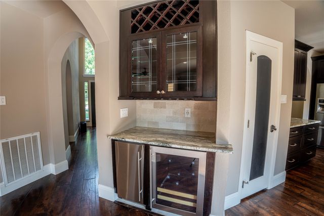 583 Oakbend Drive, Coppell, TX 75019