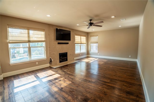 583 Oakbend Drive, Coppell, TX 75019