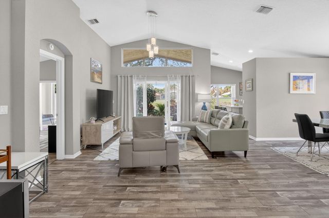 7351 Modena Drive, Boynton Beach, FL 33437
