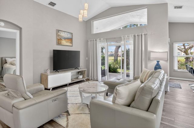 7351 Modena Drive, Boynton Beach, FL 33437