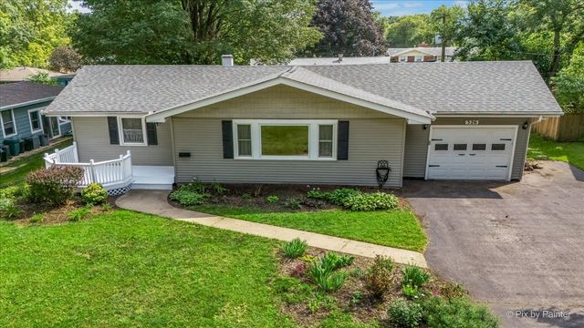 326 Farview Drive, North Aurora, IL 60542