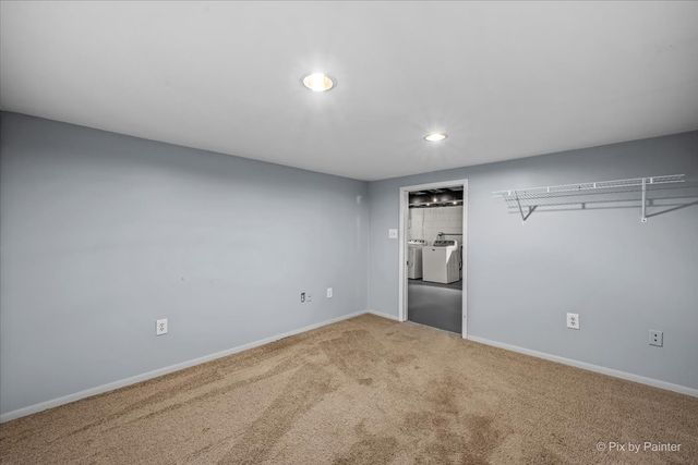 326 Farview Drive, North Aurora, IL 60542