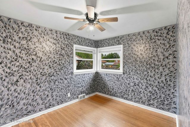 7708 Sierra Trail, Louisville, KY 40214