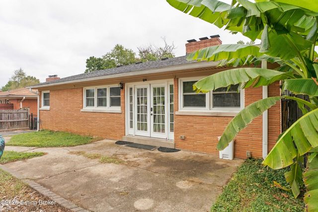 7708 Sierra Trail, Louisville, KY 40214