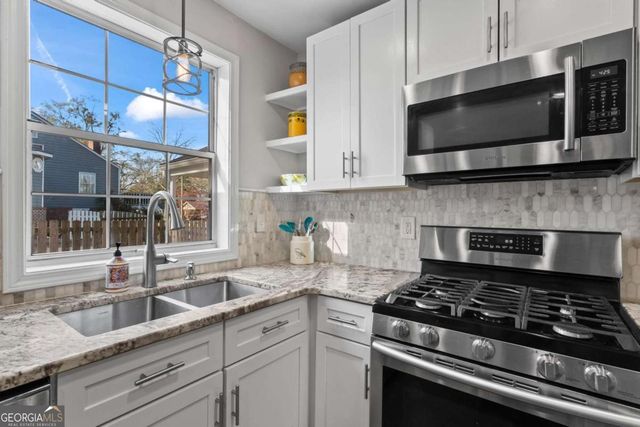 3045 Dunn Street SE, Smyrna, GA 30080