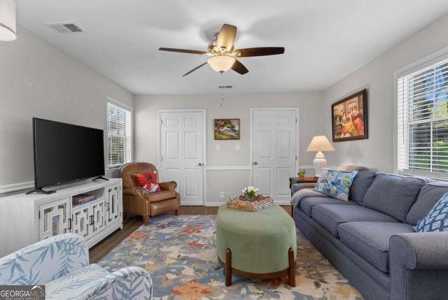 3045 Dunn Street SE, Smyrna, GA 30080