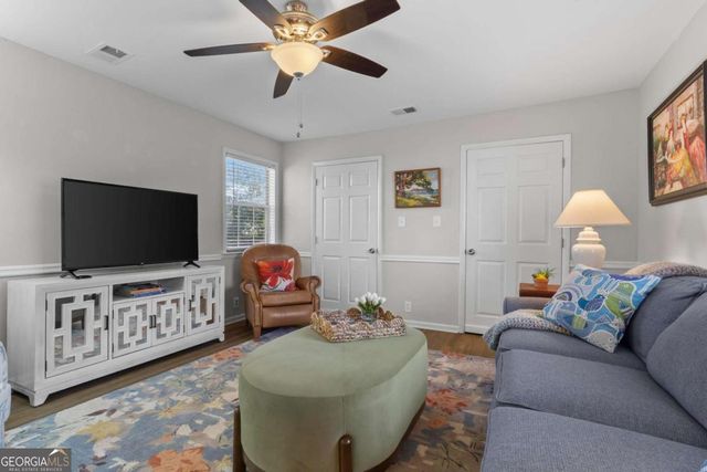 3045 Dunn Street SE, Smyrna, GA 30080