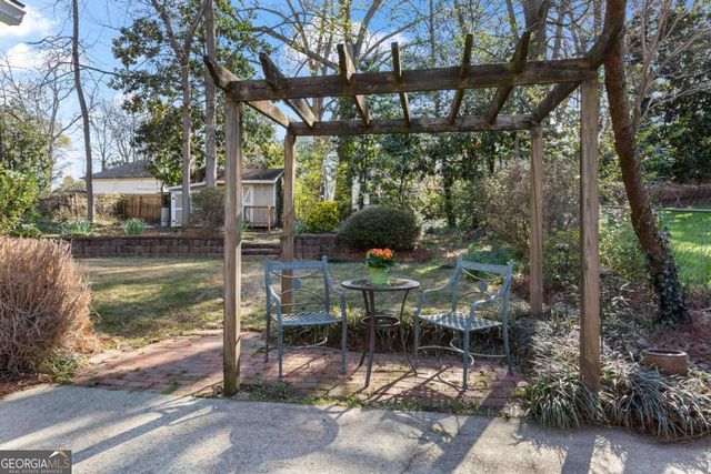 3045 Dunn Street SE, Smyrna, GA 30080