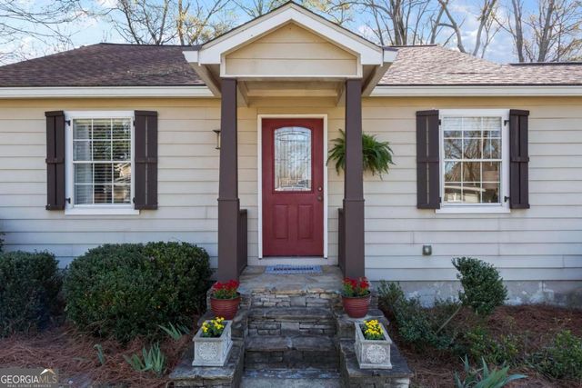 3045 Dunn Street SE, Smyrna, GA 30080