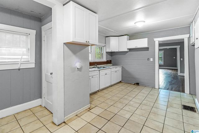 4300 9TH AVENUE, Birmingham, AL 35224