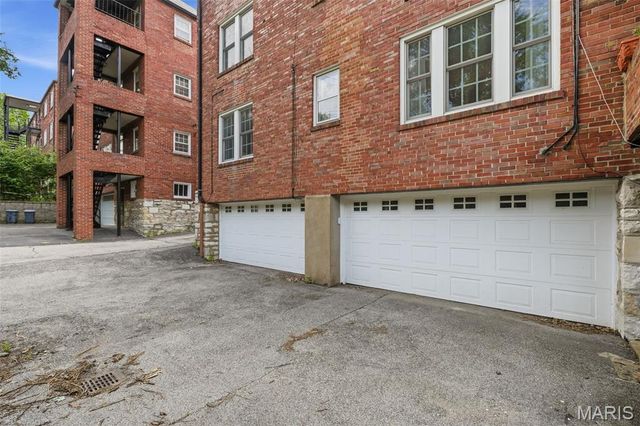 7529 Wellington Way 1, Clayton, MO 63105