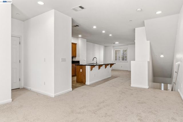 1503 Jetty Dr, Richmond, CA 94804