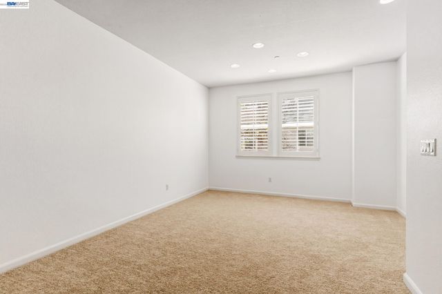 1503 Jetty Dr, Richmond, CA 94804