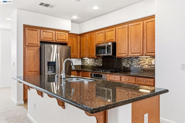 1503 Jetty Dr, Richmond, CA 94804