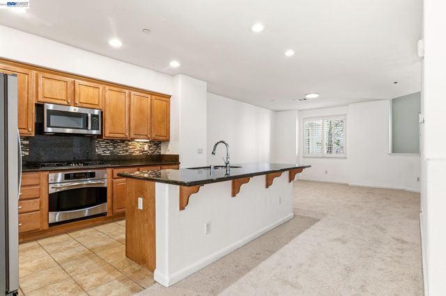 1503 Jetty Dr, Richmond, CA 94804