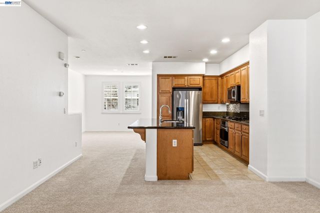 1503 Jetty Dr, Richmond, CA 94804