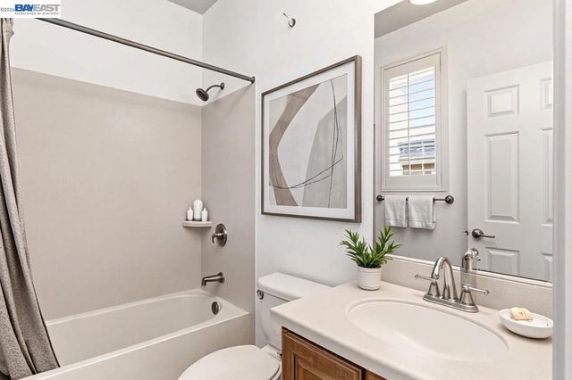 1503 Jetty Dr, Richmond, CA 94804