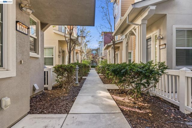 1503 Jetty Dr, Richmond, CA 94804