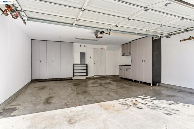 1503 Jetty Dr, Richmond, CA 94804