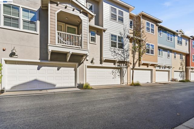 1503 Jetty Dr, Richmond, CA 94804