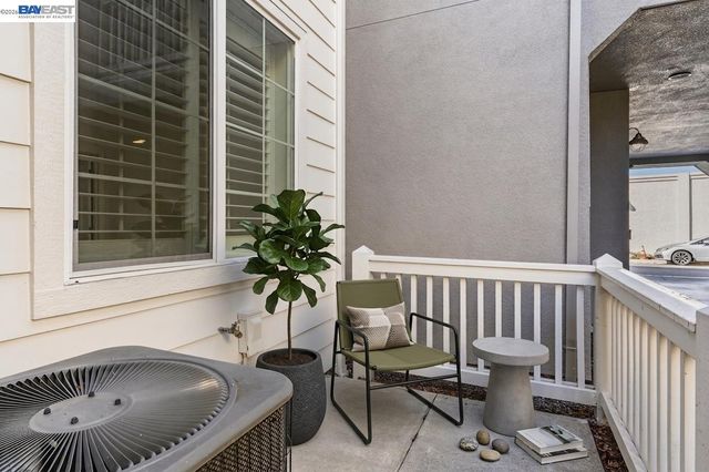 1503 Jetty Dr, Richmond, CA 94804
