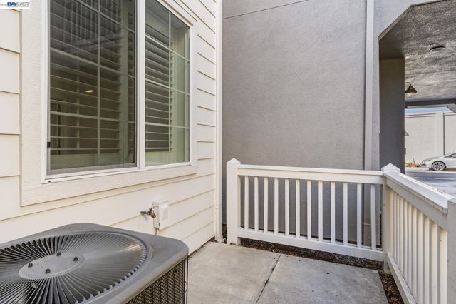 1503 Jetty Dr, Richmond, CA 94804