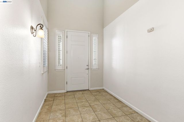 1503 Jetty Dr, Richmond, CA 94804