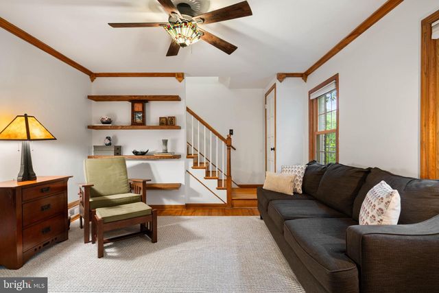 5823 MONTICELLO RD, Alexandria, VA 22303